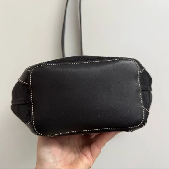 COACH #6076 Black Signature Jacquard Bucket Hobo Shoulder Bag EUC - Picture 5 of 16